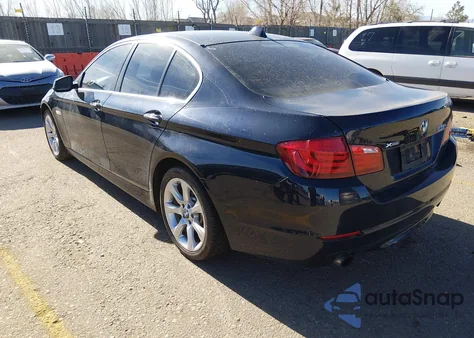 2013 BMW 535I xDrive z USA, uszkodzony, nr VIN WBAFU7C54DDU77072